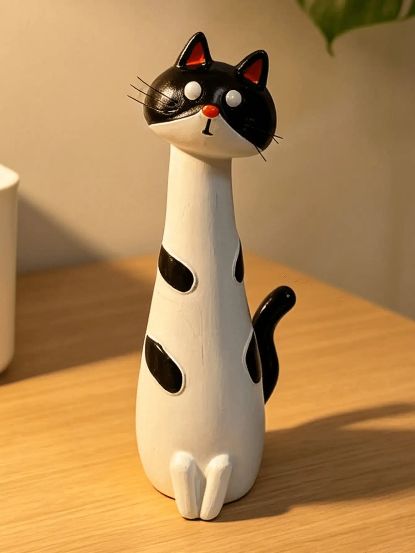1Pc Healing Cartoon Cat Shaped Resin Vase - Creative Cute Pet Flower Vase, Fun Atmosphere Decor For Living Room & Desktop | Home